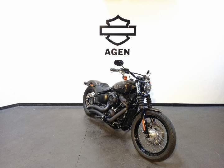 moto Harley occasion SOFTAIL STREET BOB 1745