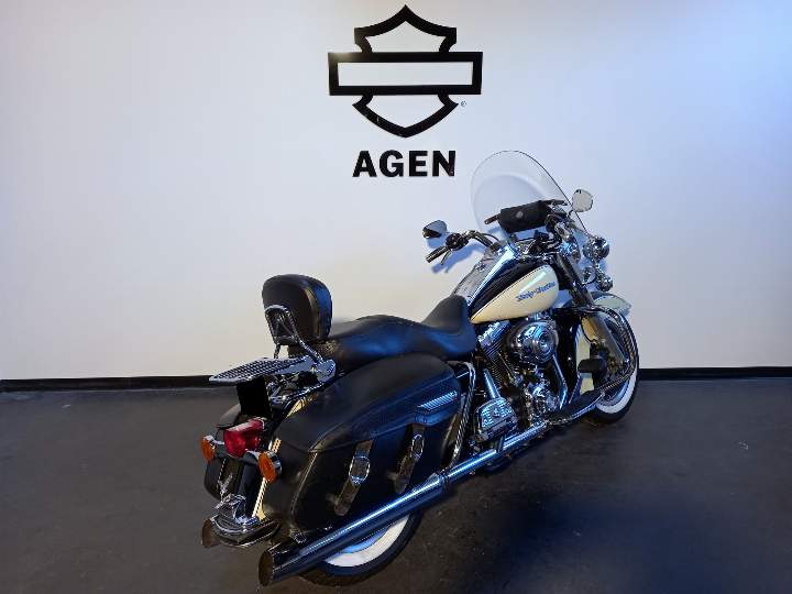 moto Harley occasion TOURING ROAD KING 1584 CLASSIC