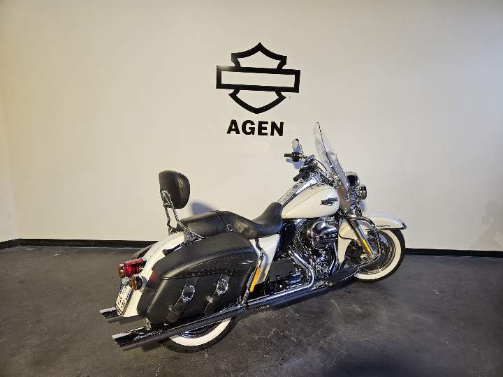 moto Harley occasion TOURING ROAD KING 1690 CLASSIC