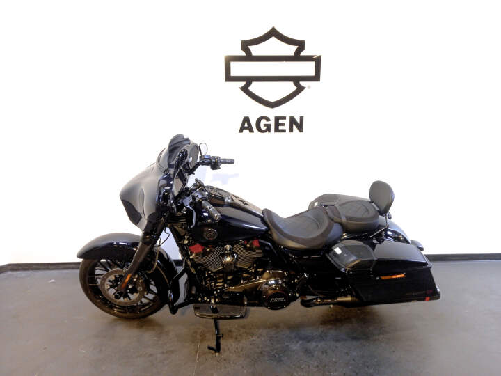 moto Harley occasion TOURING STREET GLIDE 1923 CVO 