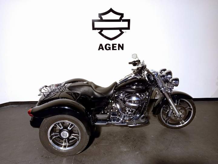 moto Harley occasion TRIKE FREEWHEELER 1745