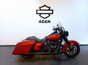 Harley Davidson d'occasion TOURING ROAD KING 1868 SPECIAL
